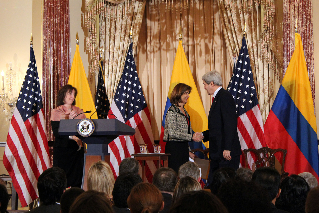 12842599365 3039863b5b B